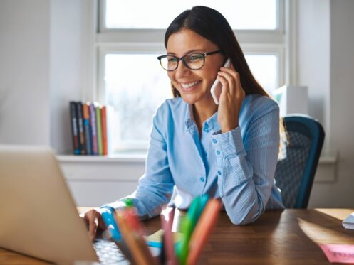 plumbing-customer-on-phone
